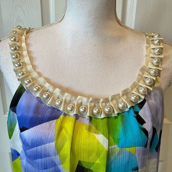 🎄IZ Byer Abstract Pattern Tie-neck Halter Top - Picture 2 of 13